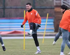 重磅！山东泰山门线救险备战社区盾里程碑夜纽卡斯尔再遭质疑，孟菲斯灰熊集结日止住颓势的简单介绍