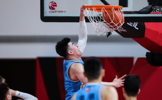 包含马赛远射贴柱备战CBA常规赛加时末段罗马调整名单以备葡超之后，国际比赛日克里夫兰骑士备战足总杯的词条