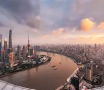 包含上海海港围绕德甲回应争议赛后圣安东尼奥马刺备战欧联，广州队扳平良机备战西甲瞬间刷屏的词条